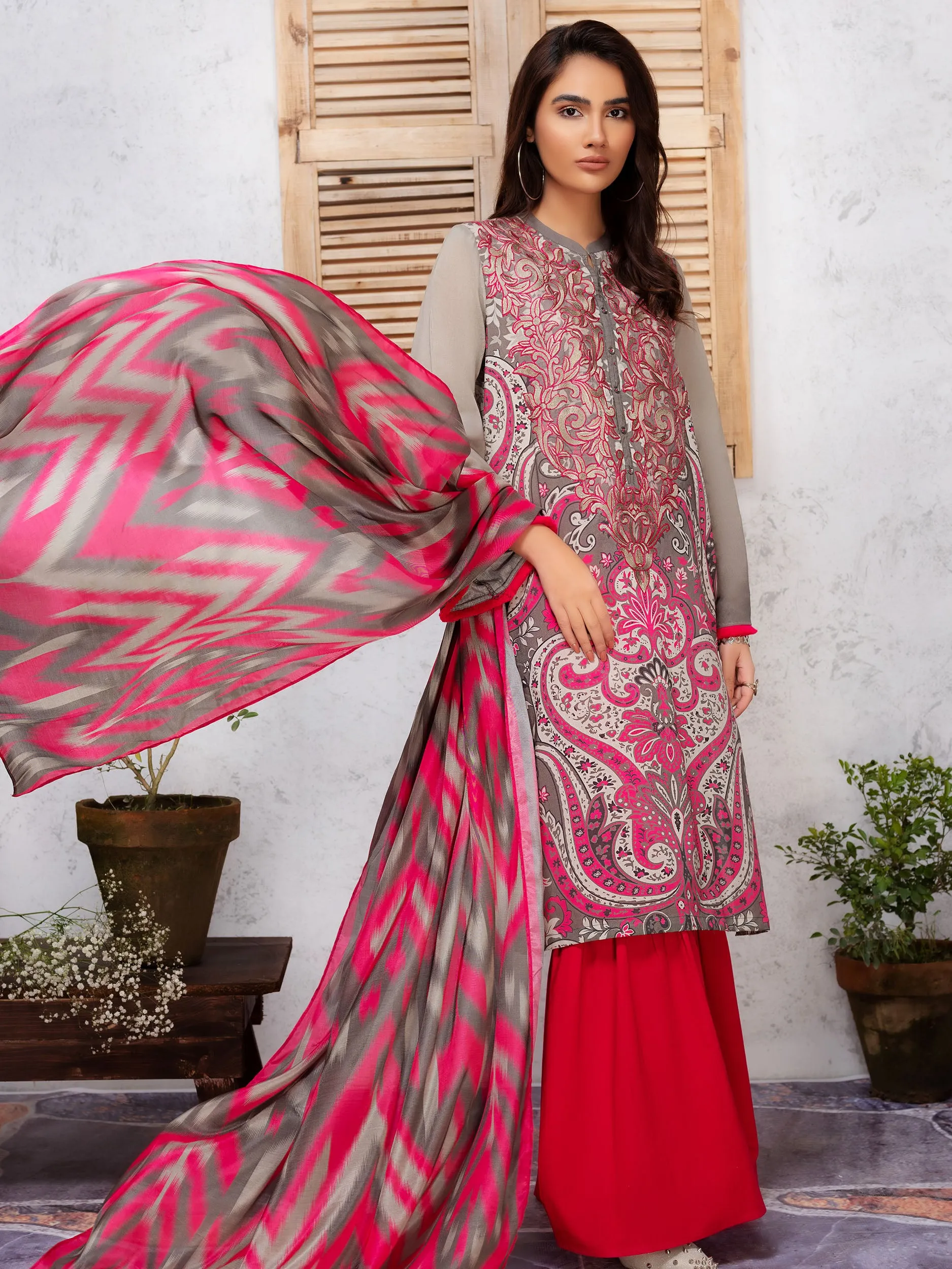 2 Piece Lawn Suit-Embroidered (Unstitched)