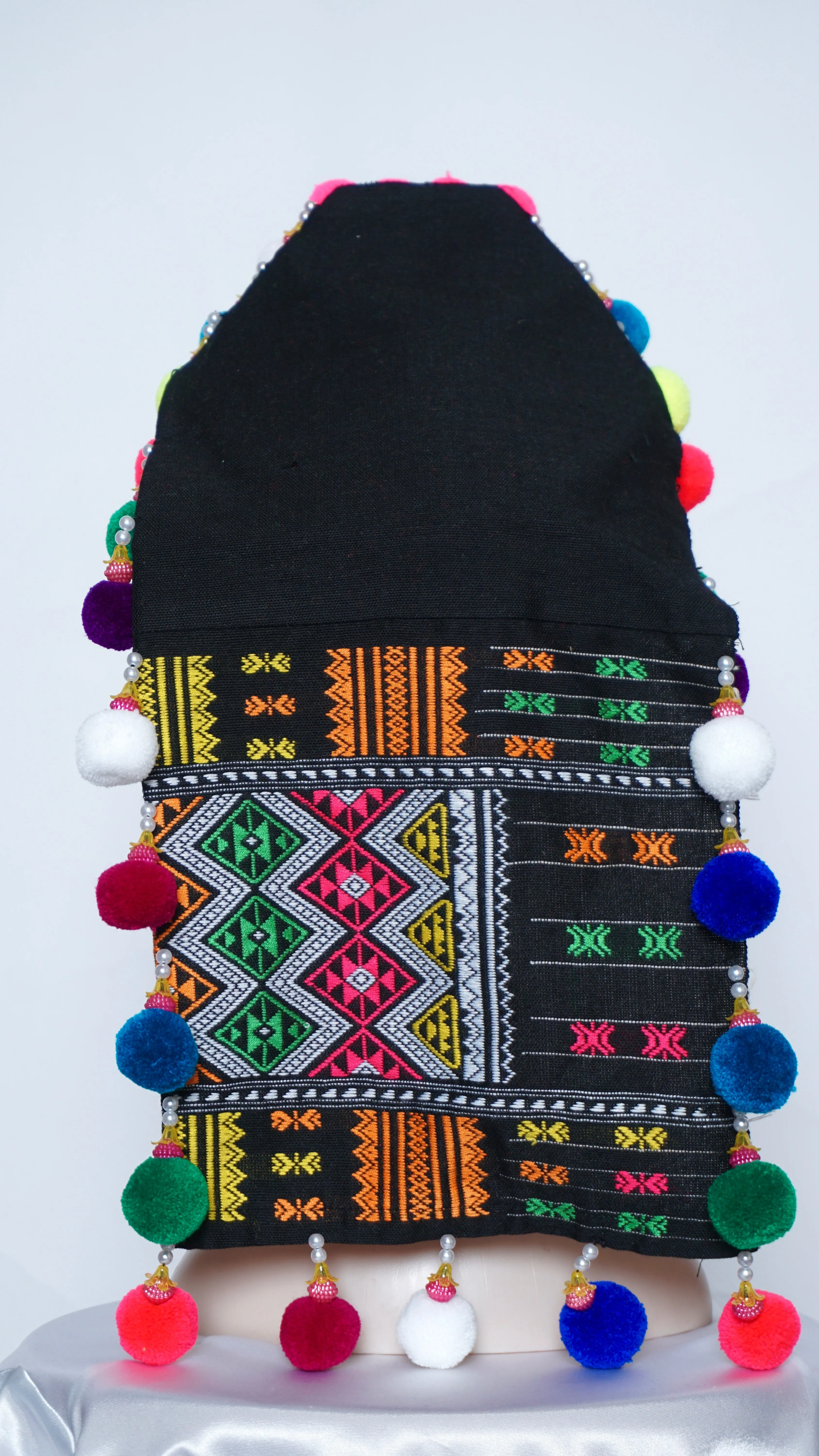 Hmong Txaij Hat (22")