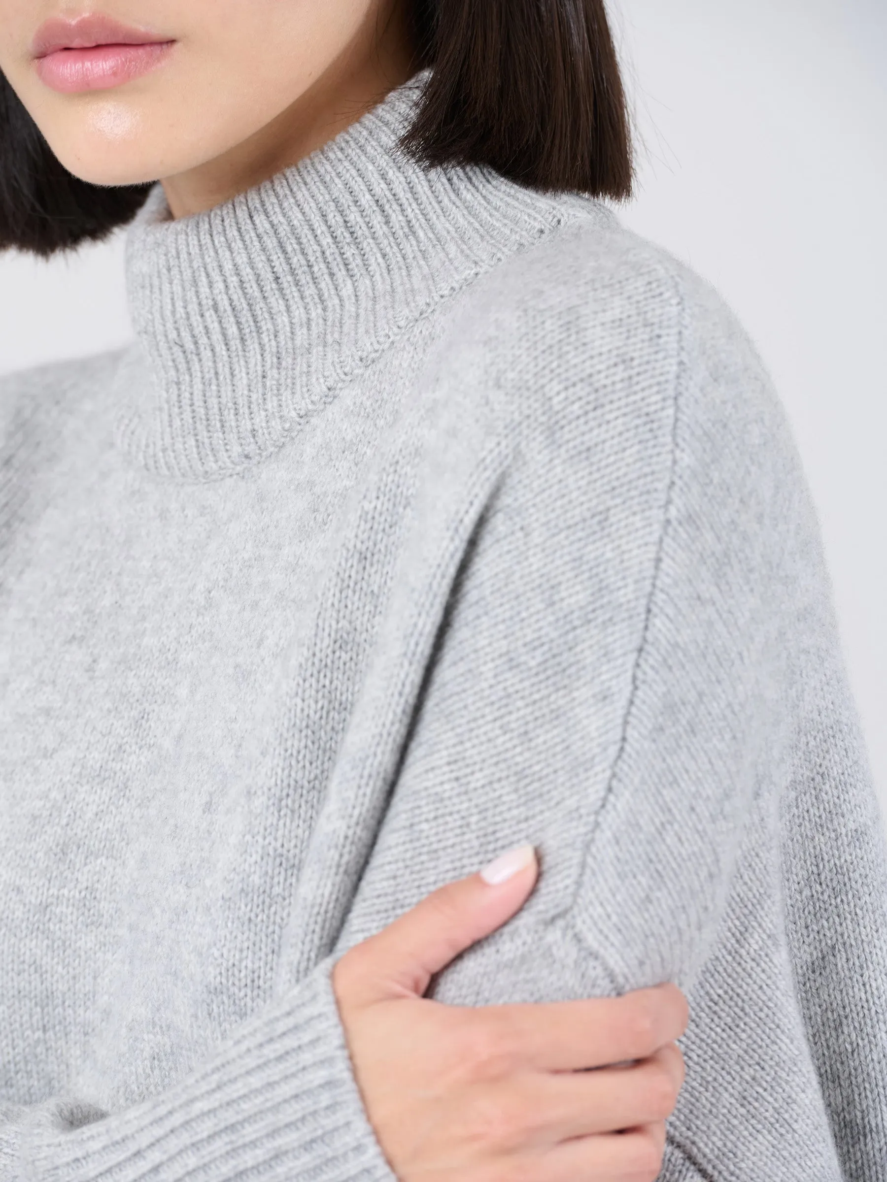 Merino Wool Bamboo Blend Chunky Mock Neck Sweater